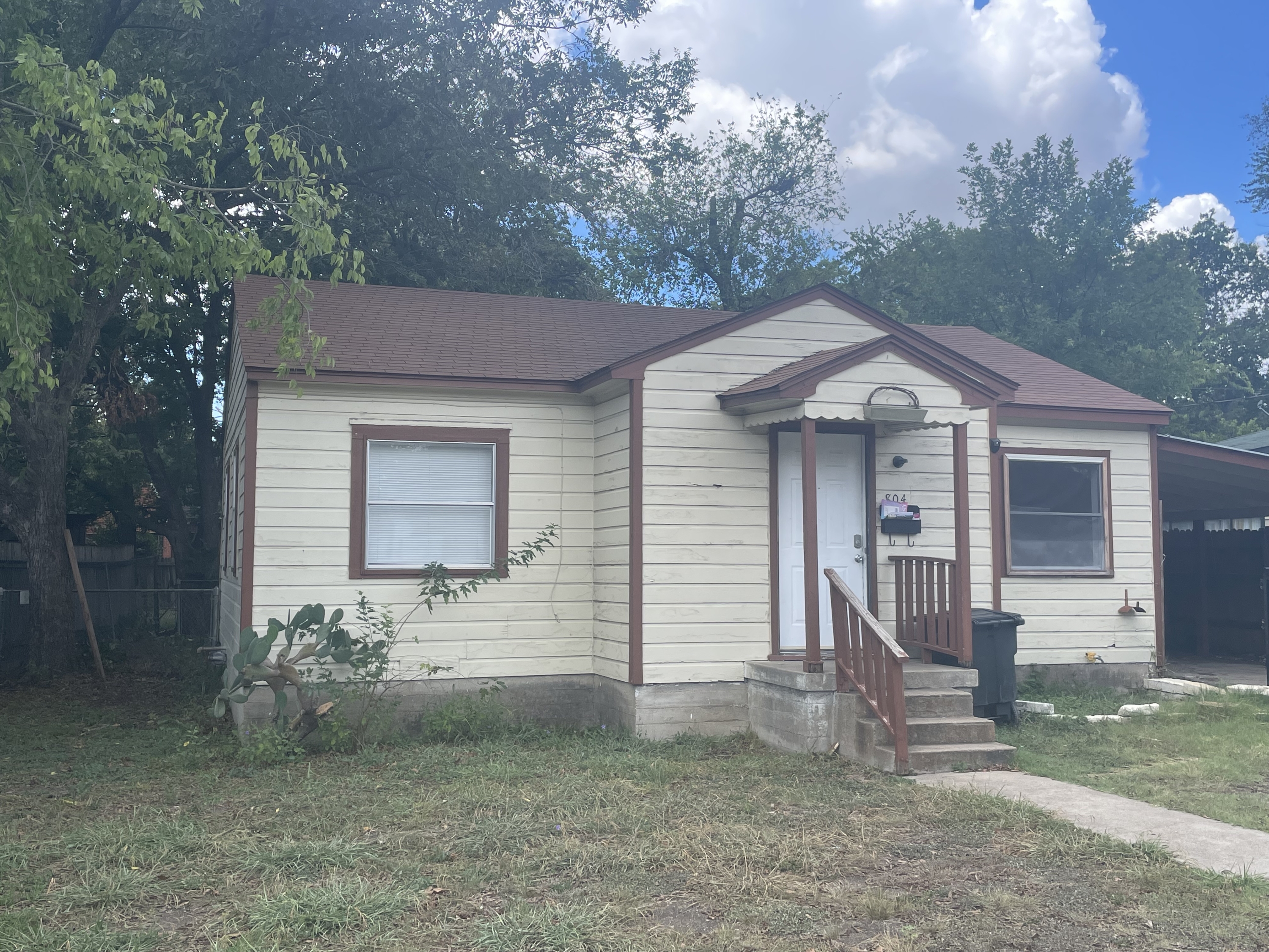 Property main image